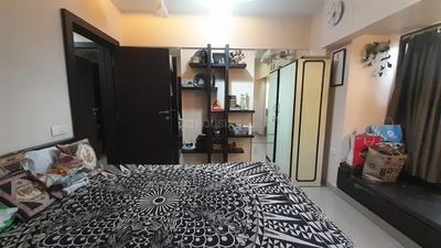Bedroom Image of 900 Sq.ft 3 BHK Apartment / Flat for rent in Vile Parle East Mumbai for Rs. 90000