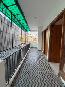 Balcony Image of 2700 Sq.ft 4 BHK Builder Floor for rent in Ashoka Enclave Faridabad for Rs. 48000