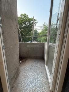 Balcony Image of 900 Sq.ft 2 BHK Builder Floor for sale in Raja Garden New Delhi for Rs. 12500000