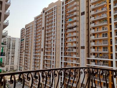 Balcony Image of 1200 Sq.ft 2 BHK Apartment / Flat for sale in Omaxe Hazratganj Residency, Arjunganj Lucknow for Rs. 7700000