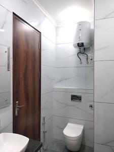 Common Bathroom Image of 1620 Sq.ft 3 BHK Builder Floor for sale in BPTP District 3, Sector 85 Faridabad for Rs. 17000000