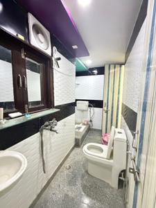 Bathroom Image of 750 Sq.ft 2 BHK Builder Floor for rent in DDA Akshardham Apartments, Sector 19 Dwarka New Delhi for Rs. 33500