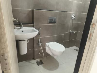Image of 654 Sq.ft 2 BHK Apartment / Flat for sale in Rustomjee Erika, Bandra East, Mumbai for Rs. 24000000