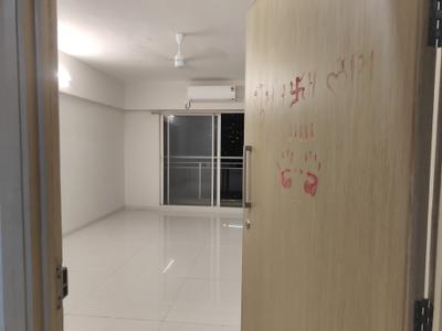 Living Room Image of 750 Sq.ft 1 BHK Apartment / Flat for rent in Lower Parel Mumbai for Rs. 80000