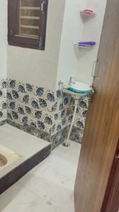 Bathroom Image of 980 Sq.ft 2 BHK Apartment / Flat for rent in Mansarovar Extension Jaipur for Rs. 15000