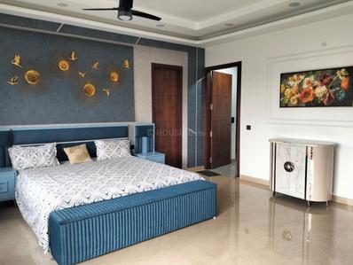 Bedroom Image of 4500 Sq.ft 5 BHK Builder Floor for rent in Vasant Kunj New Delhi for Rs. 210000