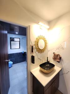 Bathroom Image of 1100 Sq.ft 2 BHK Apartment / Flat for rent in Narendra Nagar Extension Nagpur for Rs. 33000