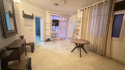 Living Room Image of 1200 Sq.ft 2 BHK Builder Floor for rent in Malibu Town Floors, Sector 47 Gurgaon for Rs. 43000