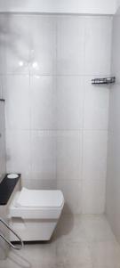 Bathroom Image of 800 Sq.ft 2 BHK Apartment / Flat for rent in NG Vrundavan, Yerawada Pune for Rs. 34000