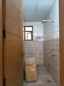 Common Bathroom Image of 1450 Sq.ft 3 BHK Builder Floor for sale in Indirapuram Ghaziabad for Rs. 12800000