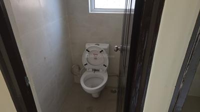 Bathroom Image of 585 Sq.ft 1 BHK Apartment / Flat for sale in Wave Dream Homes, Wave City Ghaziabad for Rs. 3900000