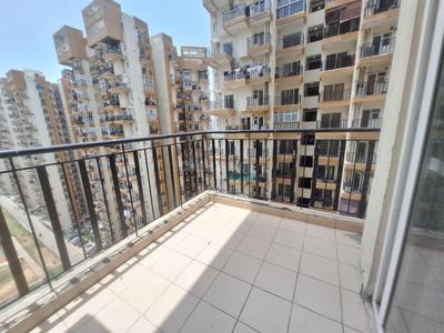 Balcony Image of 1400 Sq.ft 3 BHK Apartment / Flat for rent in Noida Extension Greater Noida for Rs. 24000