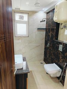 Bathroom Image of 2160 Sq.ft 3 BHK Builder Floor for rent in Vipul World Luxury Floors, Sector 48 Gurgaon for Rs. 55000
