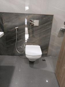 Common Bathroom Image of 1200 Sq.ft 2 BHK Apartment / Flat for sale in Kumar Parc Residences, Hadapsar Pune for Rs. 12500000
