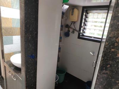 Bathroom Image of 580 Sq.ft 1 BHK Apartment / Flat for sale in Dahisar West Mumbai for Rs. 10500000