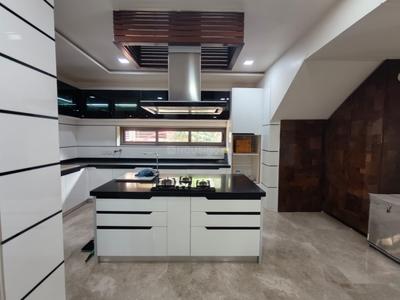 Kitchen Image of 4275 Sq.ft 4 BHK Villa for sale in Science City Ahmedabad for Rs. 150000000