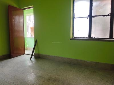 Bedroom Image of 900 Sq.ft 2 BHK Apartment / Flat for sale in Picnic Garden Kolkata for Rs. 4000000
