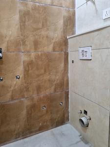 Common Bathroom Image of 550 Sq.ft 2 BHK Apartment / Flat for sale in Dwarka Mor New Delhi for Rs. 3950002