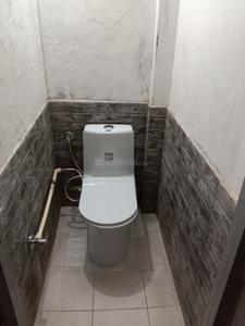 Bathroom Image of 900 Sq.ft 1 BHK Builder Floor for rent in Haibowal Kalan Ludhiana for Rs. 7500