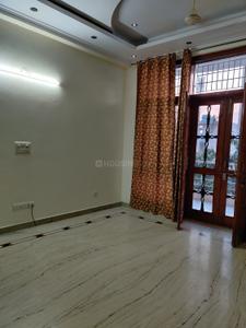 Bedroom Image of 2200 Sq.ft 3.5 BHK Builder Floor for rent in Sector 46 Noida for Rs. 42000