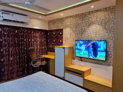 Bedroom Image of 1320 Sq.ft 3 BHK Apartment / Flat for sale in K Raheja Vistas, Powai Mumbai for Rs. 45000000