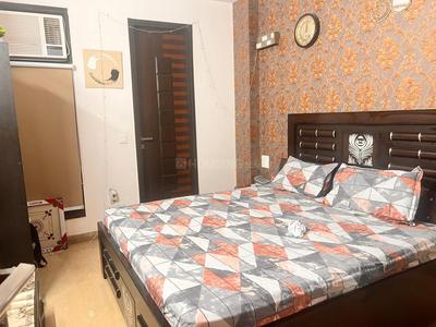 Bedroom Image of 3150 Sq.ft 4 BHK Builder Floor for sale in Janakpuri New Delhi for Rs. 70000000