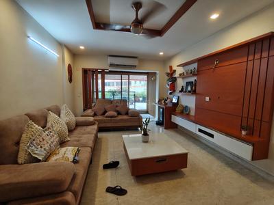 Hall Image of 2100 Sq.ft 3 BHK Villa for rent in Thrippunithura Kochi for Rs. 100000