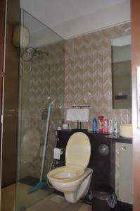 Bathroom Image of 1900 Sq.ft 3 BHK Apartment / Flat for sale in Terraform Inez Tower, Mahim Mumbai for Rs. 43000000