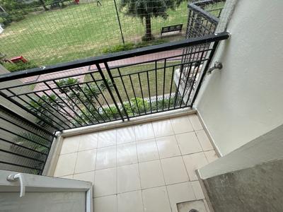 Balcony Image of 650 Sq.ft 2.5 BHK Apartment / Flat for rent in Gulshan Botnia, Sector 144 Noida for Rs. 35000