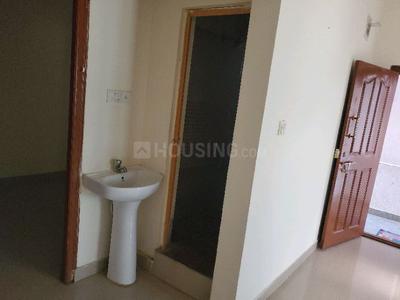 Bathroom Image of 900 Sq.ft 2 BHK Builder Floor for rent in Electronic City Bengaluru for Rs. 20000