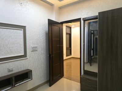 Bedroom Image of 1450 Sq.ft 3 BHK Builder Floor for sale in Nikunj Homes, Indirapuram Ghaziabad for Rs. 8200000