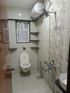 Bathroom Image of 765 Sq.ft 1 BHK Independent House for rent in Aloha Towers, Baner Pune for Rs. 28000