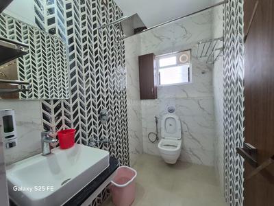Bathroom Image of 1790 Sq.ft 3 BHK Apartment / Flat for rent in Morabadi Ranchi for Rs. 25000