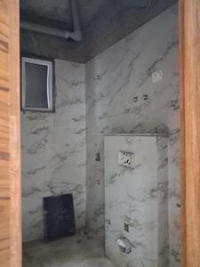 Common Bathroom Image of 1100 Sq.ft 2 BHK Apartment / Flat for sale in DM Infra, Sector 102 Noida for Rs. 4500000