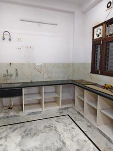 Kitchen Image of 1350 Sq.ft 3 BHK Builder Floor for rent in Mansarovar Jaipur for Rs. 20000
