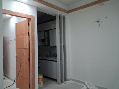 Living Room Image of 600 Sq.ft 1 BHK Apartment / Flat for sale in Sector 73 Noida for Rs. 2300000