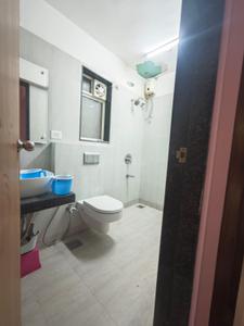 Image of 1000 Sq.ft 2 BHK Apartment / Flat for rent in Raheja Acropolis, Chembur, Mumbai for Rs. 125020