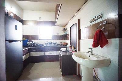 Kitchen Image of 2520 Sq.ft 3 BHK Independent House for sale in Naroda Ahmedabad for Rs. 8900000
