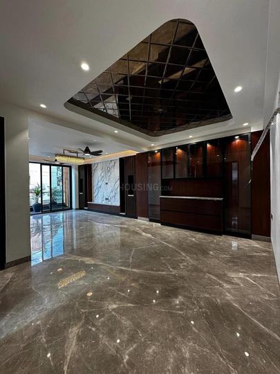 Paramount Luxury Floors Sushant Lok 3 B Block Main Image 1
