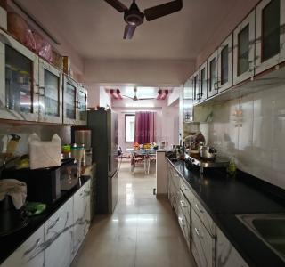 Kitchen Image of 1850 Sq.ft 3 BHK Apartment / Flat for sale in Ambawadi Ahmedabad for Rs. 15000000