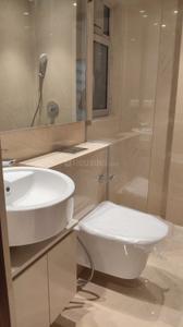 Image of 770 Sq.ft 2 BHK Apartment / Flat for sale in Hiranandani Highland A B C D And E Wing, Powai, Mumbai for Rs. 32400000