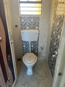 Bathroom Image of 800 Sq.ft 2 BHK Apartment / Flat for sale in Behala Kolkata for Rs. 3200000
