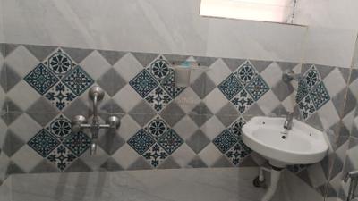 Bathroom Image of 600 Sq.ft 1 BHK Apartment / Flat for rent in Whitefield Bengaluru for Rs. 21500