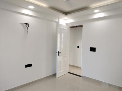 Bedroom Image of 1800 Sq.ft 3 BHK Apartment / Flat for sale in CGHS Palm Court Apartment, Sector 19 Dwarka New Delhi for Rs. 31000000