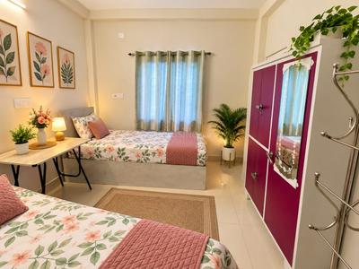 Bedroom Image of The Green View PG And Guest House in New Town, Kolkata
