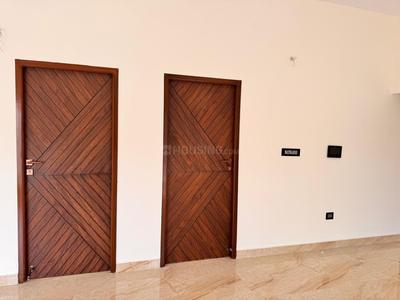 Bedroom Image of 2110 Sq.ft 3 BHK Apartment / Flat for sale in Uthandi Chennai for Rs. 15000000
