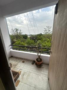 Balcony Image of 1500 Sq.ft 3 BHK Apartment / Flat for rent in Shewalkar Lake View, Trimurti Nagar Nagpur for Rs. 30000