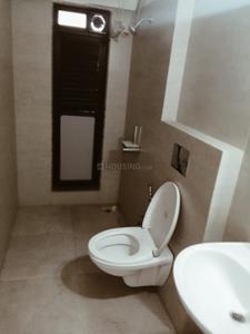 Bathroom Image of 1350 Sq.ft 3 BHK Apartment / Flat for sale in Kanakia Zen World, Kanjurmarg East Mumbai for Rs. 22500000