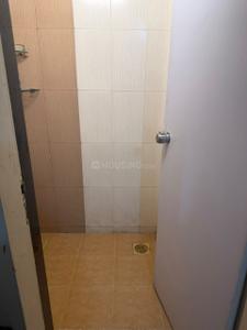 Bathroom Image of 1400 Sq.ft 3 BHK Apartment / Flat for rent in Bhujbal Vatushree Pearl, Kothrud Pune for Rs. 60000