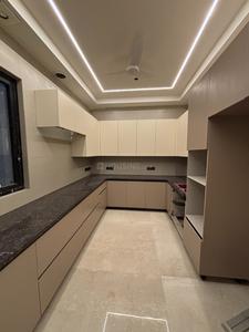 Kitchen Image of 1800 Sq.ft 3 BHK Builder Floor for rent in Swaraj Homes RWA Hauz Khas Block C 1, Safdarjung Development Area New Delhi for Rs. 200000